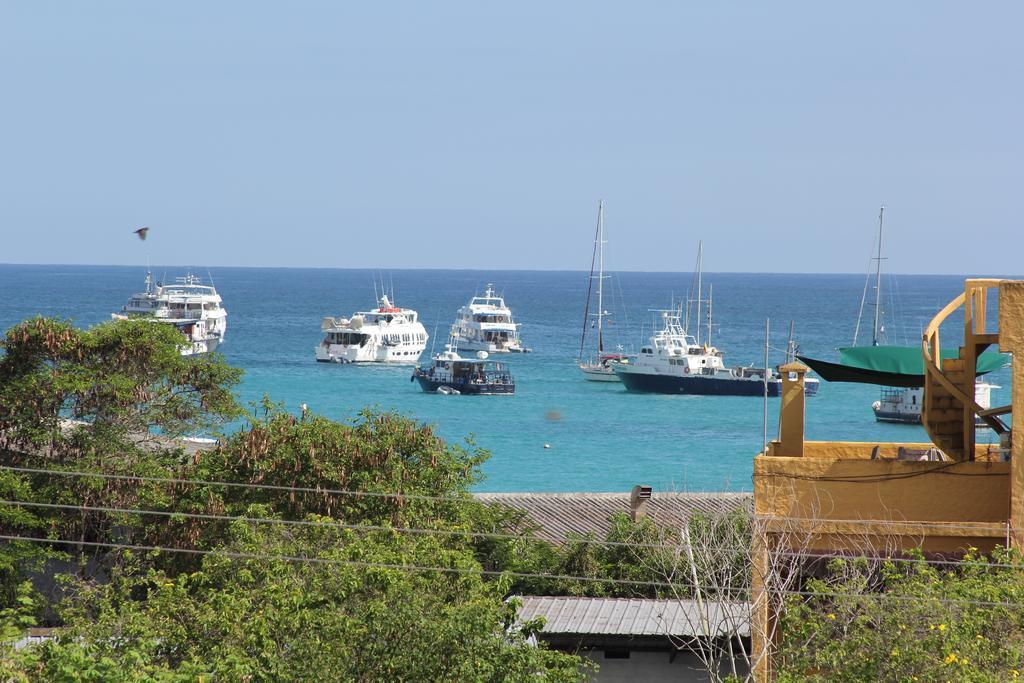 The Galapagos Pearl B&B Пуэрто-Айора Номер фото